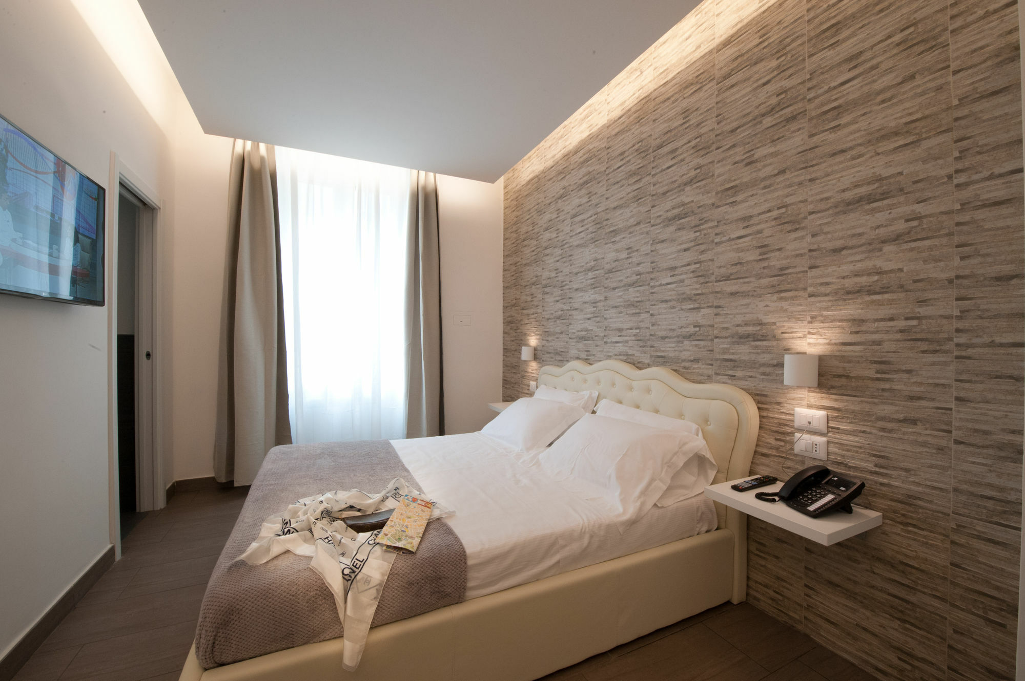 Domus Castroni Pompeo Magno Bed & Breakfast Rome Exterior photo